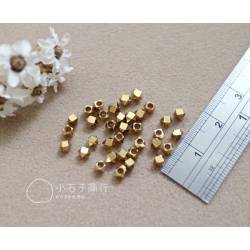 金屬配件-切角方銅珠2.5mm (500入)