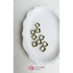 金屬配件-雙孔銅框-正方8x8mm(30入)