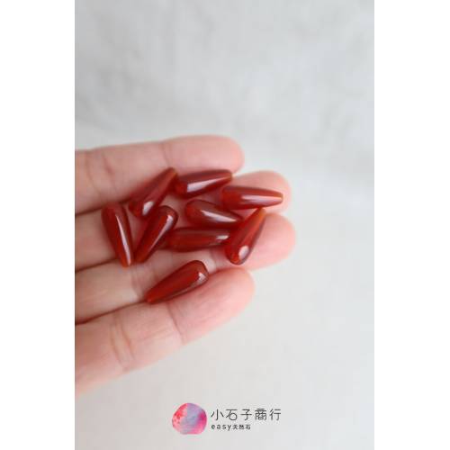 滿額贈//滿500元即可挑選-紅瑪瑙-圓水滴6x16mm(直洞) (1入)