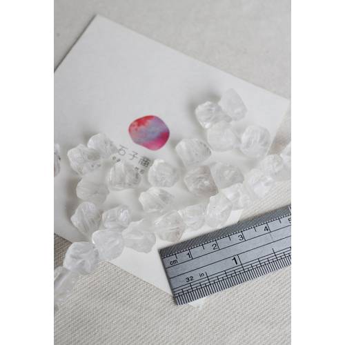白水晶-不規則原礦中石型約10~12mm (1串/15入)